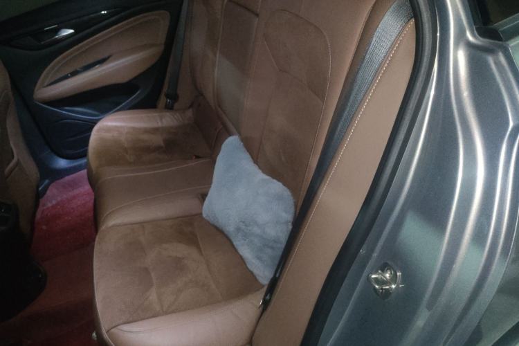 Used Buick Regal 2017 20T Elite Edition Left Rear Seat