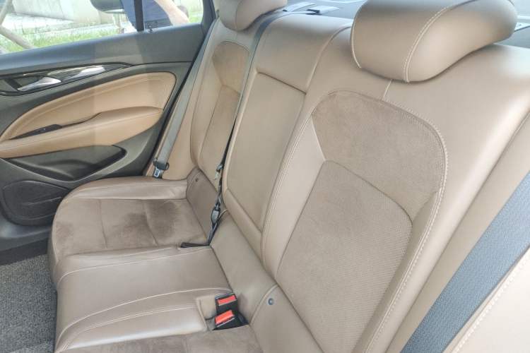 Used Buick Regal 2017 28T Luxury Edition Left Rear Seat