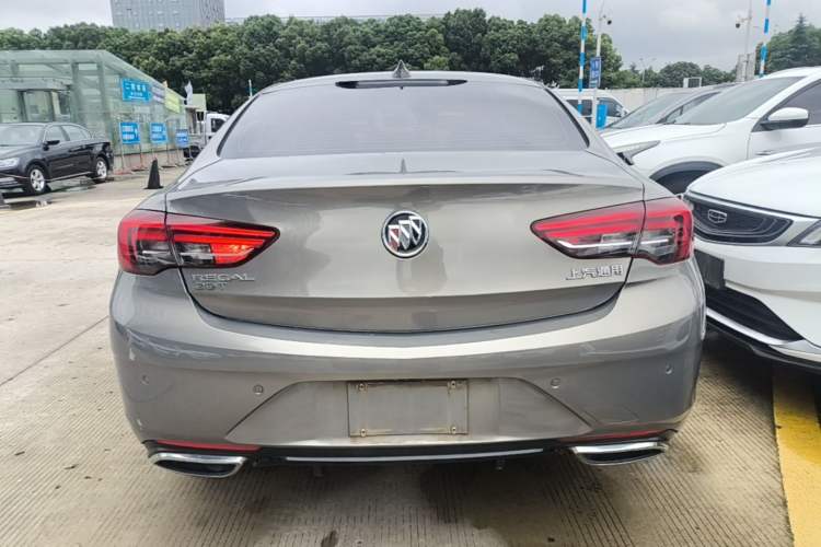 Used Buick Regal 2017 20T Luxury Model Rear