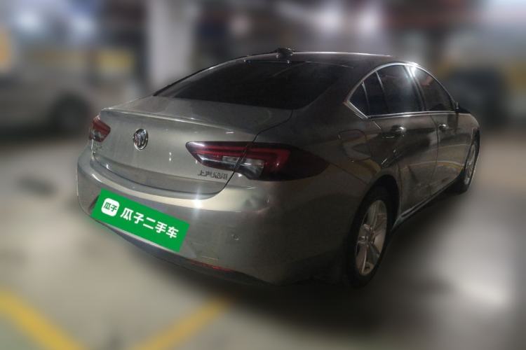 Used Buick Regal 2017 20T Elite Edition Rear Right 45 Deg