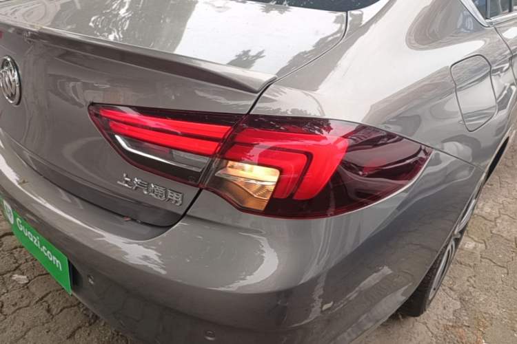 Used Buick Regal 2017 28T Luxury Edition Right Rear Taillight