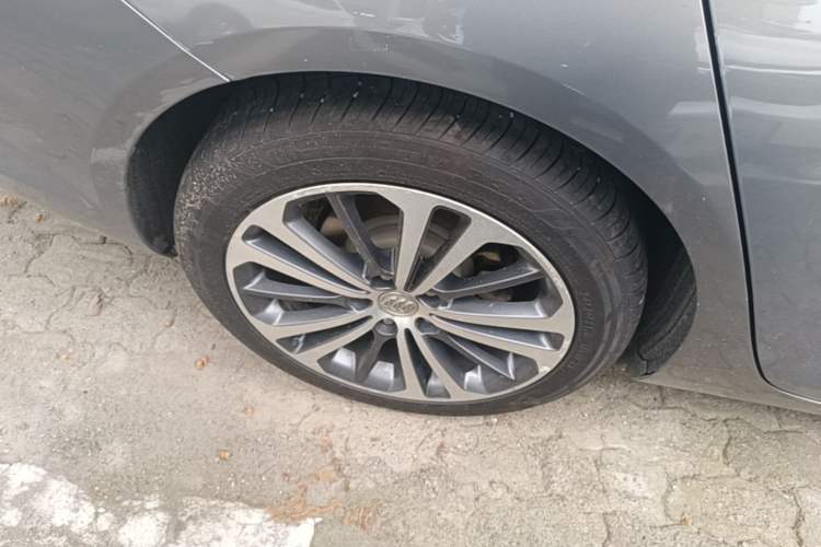 Used Buick Regal 2017 28T Luxury Edition Right Rear Wheel Hub