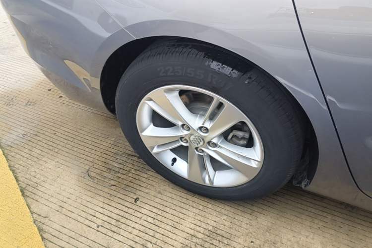 Used Buick Regal 2017 20T Luxury Model Right Rear Wheel Hub
