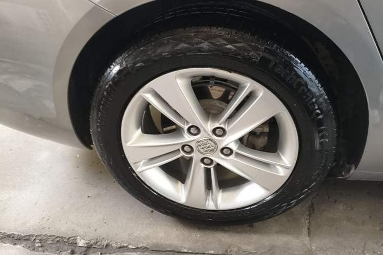 Used Buick Regal 2017 20T Elite Edition Right Rear Wheel Hub