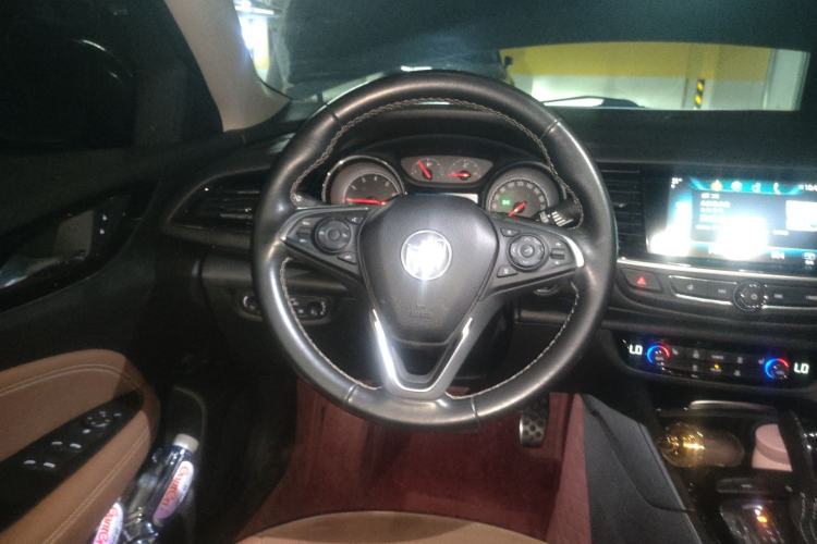Used Buick Regal 2017 20T Elite Edition Steering Wheel