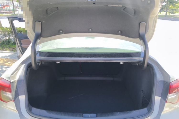 Used Buick Regal 2017 20T Elite Edition Trunk