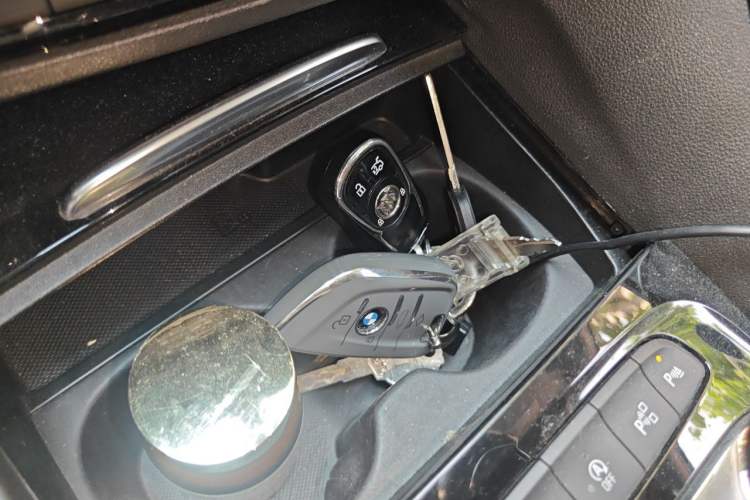 Used Buick Regal 2017 20T Luxury Model Vehicle Key