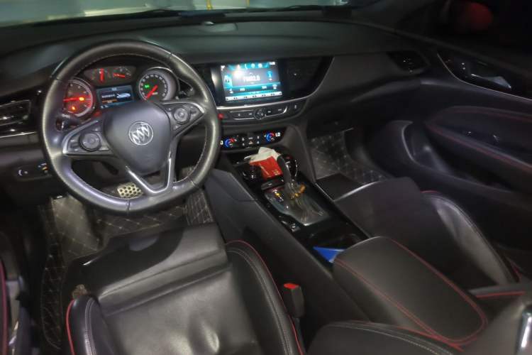 Used Buick Regal 2018 GS 28T CrossFire Limited Edition Center Console