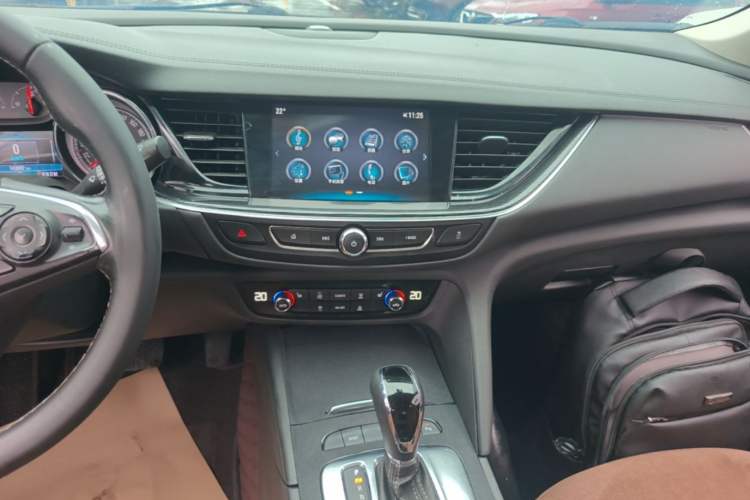 Used Buick Regal 2019 20T Elite Version China VI Standard Audio And AC Panel
