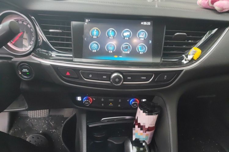 Used Buick Regal 2019 20T Elite Version China VI Standard Audio And AC Panel