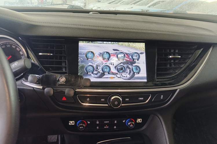 Used Buick Regal 2019 20T Elite Version China VI Standard Audio And AC Panel