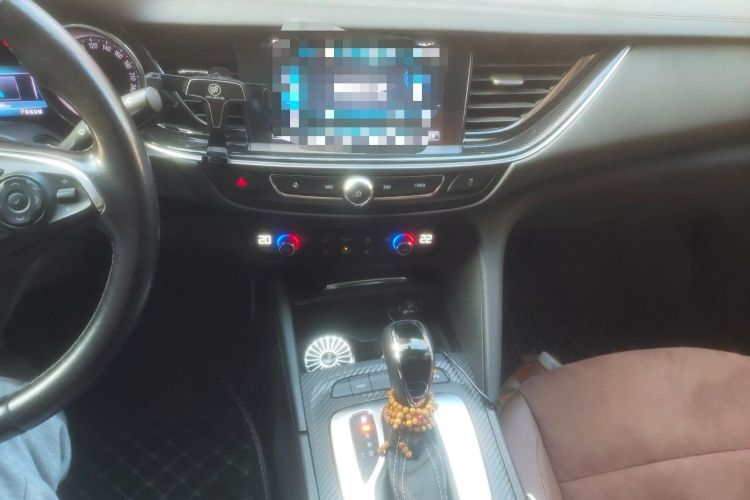 Used Buick Regal 2019 20T Luxury Model China V Standard Audio And AC Panel