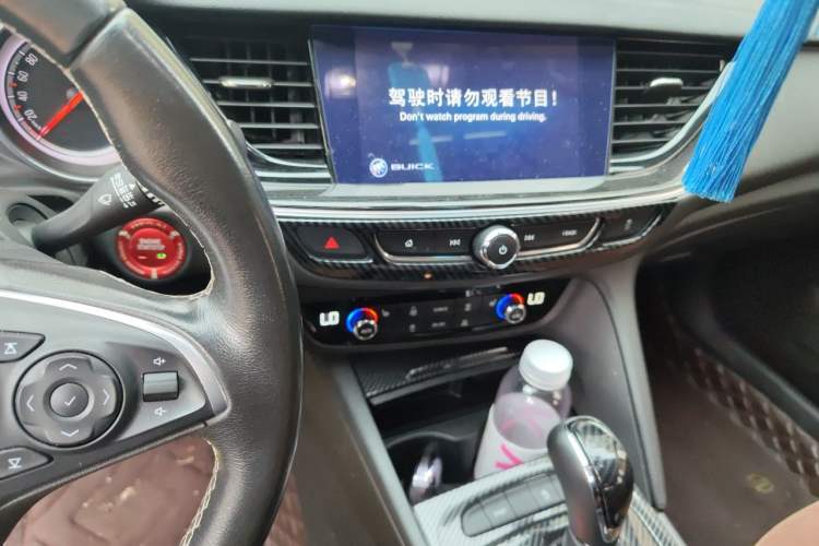 Used Buick Regal 2019 20T Elite Version China VI Standard Audio And AC Panel