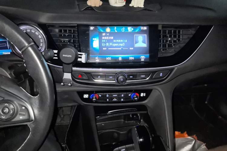 Used Buick Regal 2019 20T Elite Version China VI Standard Audio And AC Panel