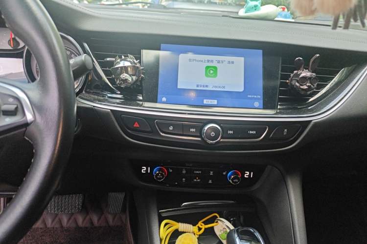 Used Buick Regal 2019 Revised 20T Luxury Version China VI Standard Audio And AC Panel