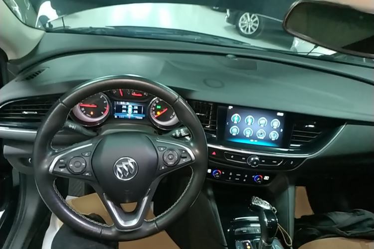 Used Buick Regal 2019 20T Luxury Model China VI Standard Center Console