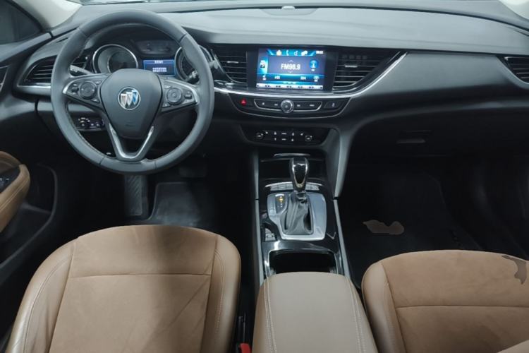 Used Buick Regal 2019 20T Elite Version China VI Standard Center Console