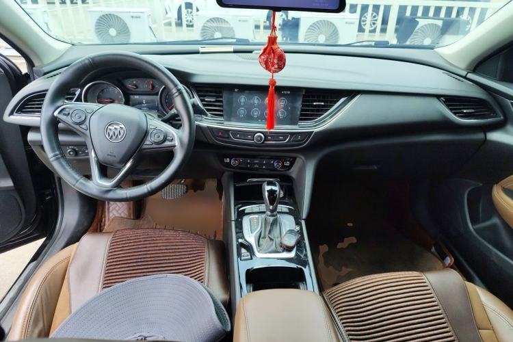 Used Buick Regal 2019 20T Elite Version China V Standard Center Console