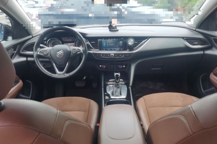 Used Buick Regal 2019 20T Elite Version China VI Standard Center Console