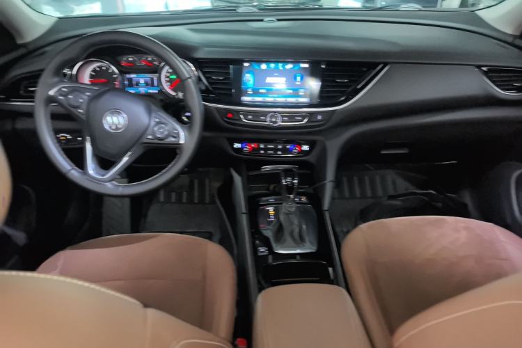 Used Buick Regal 2019 Revised 20T Luxury Version China VI Standard Center Console
