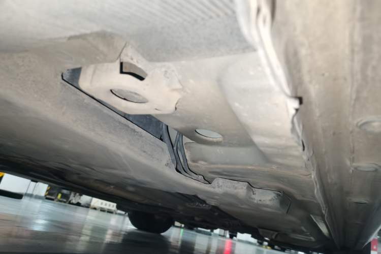 Used Buick Regal 2019 20T Elite Version China VI Standard Chassis Rear Right