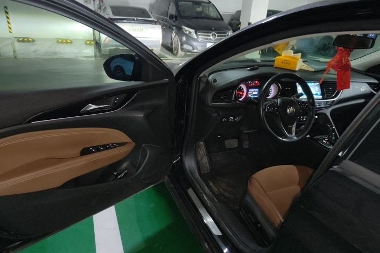 Used Buick Regal 2019 20T Elite Version China VI Standard Driver Seat