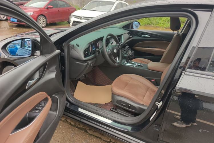 Used Buick Regal 2019 20T Elite Version China VI Standard Driver Seat