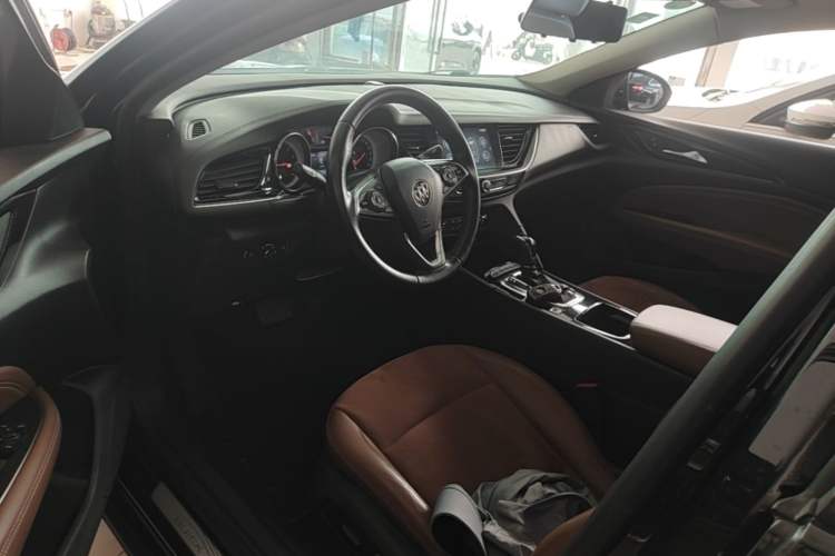 Used Buick Regal 2019 20T Elite Version China VI Standard Driver Seat