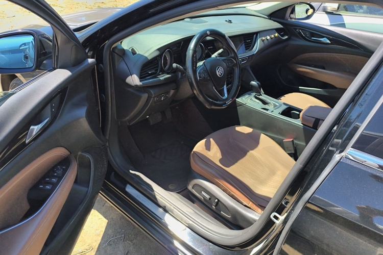 Used Buick Regal  Driver Seat