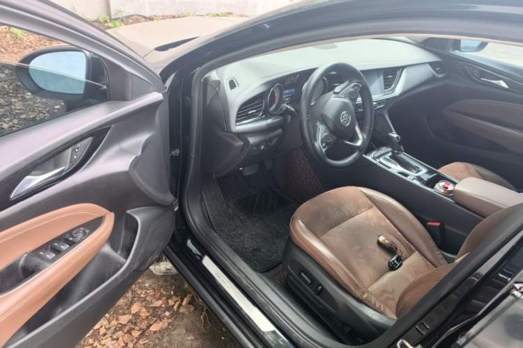 Used Buick Regal 2019 20T Elite Version China VI Standard Driver Seat
