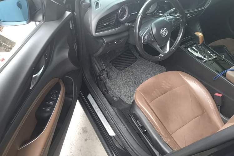 Used Buick Regal 2019 20T Elite Version China VI Standard Driver Seat