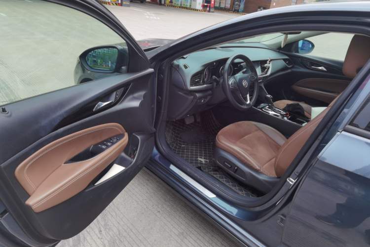 Used Buick Regal 2019 20T Elite Version China VI Standard Driver Seat