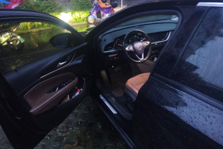 Used Buick Regal 2019 20T Elite Version China VI Standard Driver Seat
