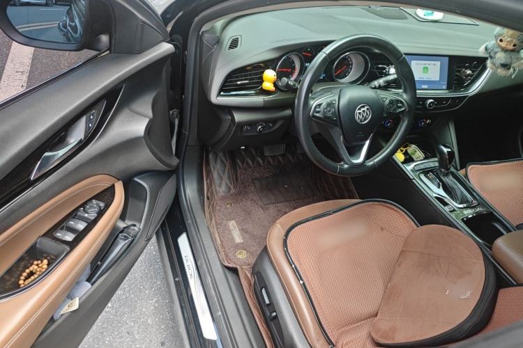 Used Buick Regal 2019 Revised 20T Luxury Version China VI Standard Driver Seat