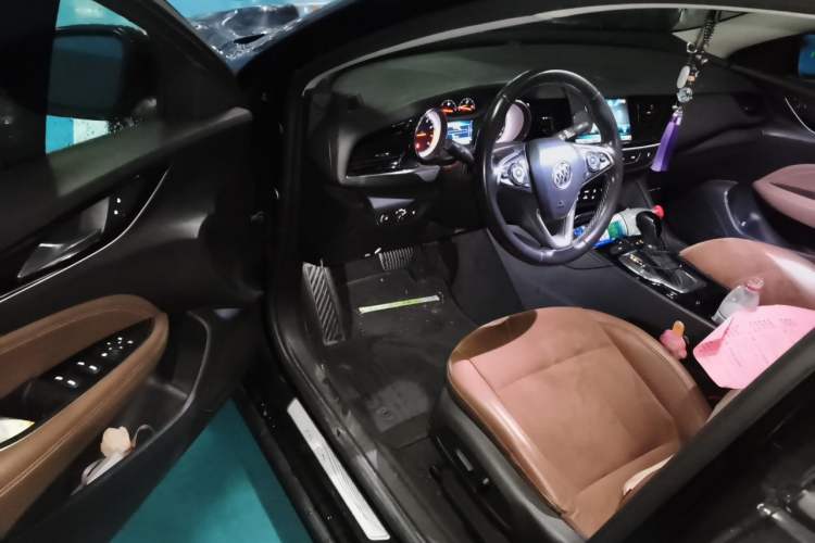 Used Buick Regal 2019 20T Luxury Model China VI Standard Driver Seat