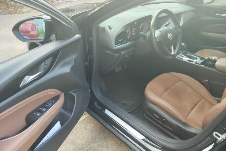 Used Buick Regal 2019 20T Elite Version China VI Standard Driver Seat