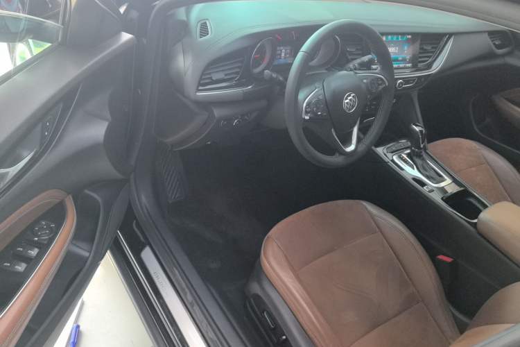Used Buick Regal 2019 20T Elite Version China VI Standard Driver Seat