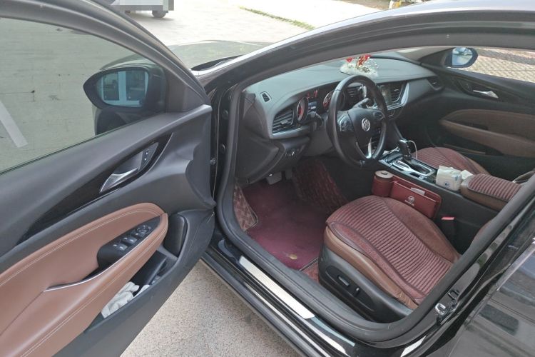 Used Buick Regal 2019 Revised 20T Luxury Version China VI Standard Driver Seat