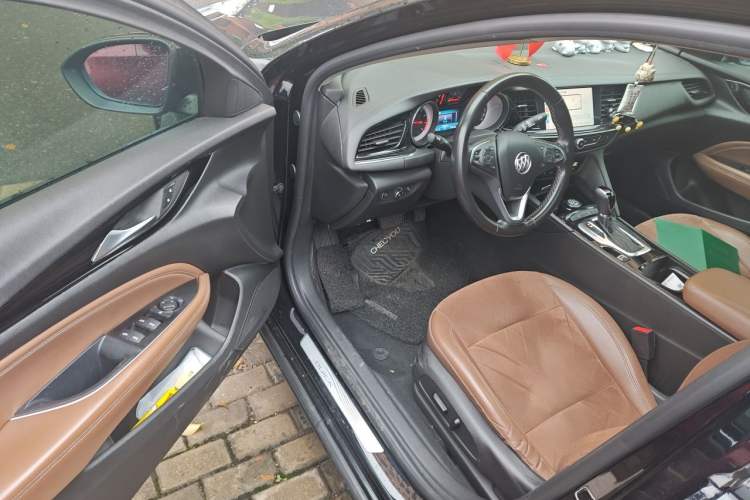 Used Buick Regal 2019 20T Elite Version China VI Standard Driver Seat