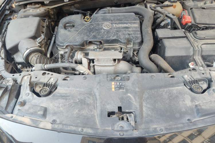 Used Buick Regal 2019 20T Elite Version China VI Standard Engine Bay