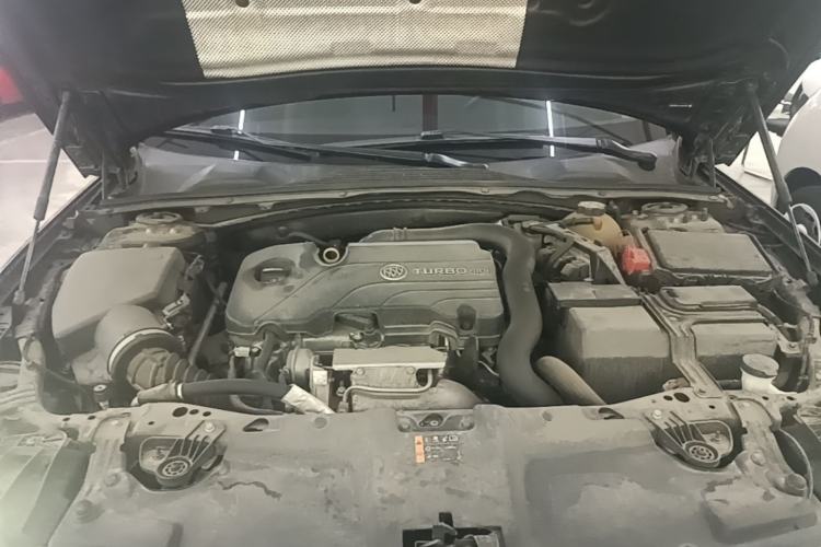 Used Buick Regal 2019 20T Elite Version China VI Standard Engine Bay
