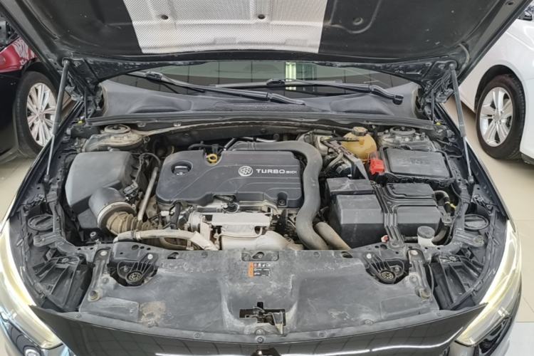 Used Buick Regal 2019 20T Elite Version China VI Standard Engine Bay
