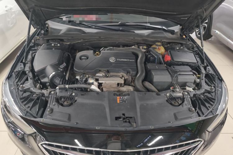 Used Buick Regal 2019 20T Luxury Model China V Standard Engine Bay
