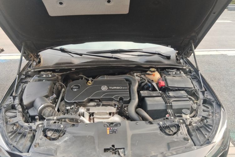 Used Buick Regal 2019 20T Elite Version China VI Standard Engine Bay