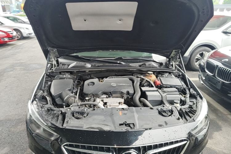 Used Buick Regal 2019 20T Elite Version China VI Standard Engine Bay