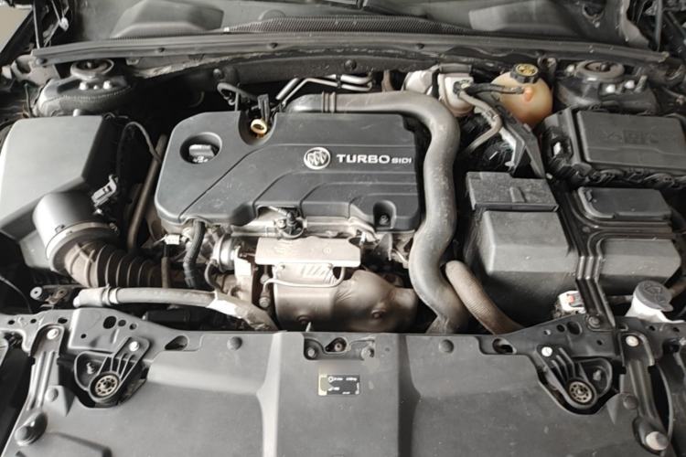 Used Buick Regal 2019 20T Elite Version China VI Standard Engine Bay