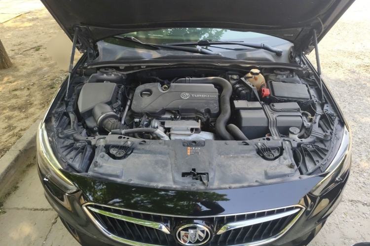 Used Buick Regal 2019 20T Luxury Model China V Standard Engine Bay