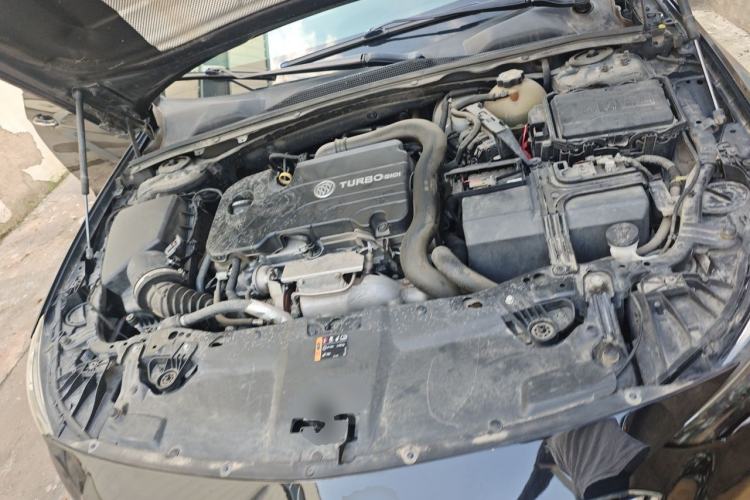 Used Buick Regal 2019 20T Elite Version China VI Standard Engine Bay
