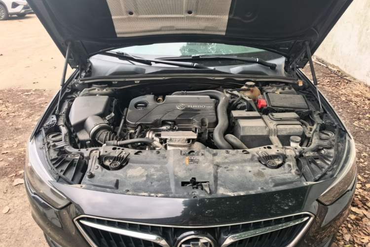 Used Buick Regal 2019 20T Elite Version China VI Standard Engine Bay