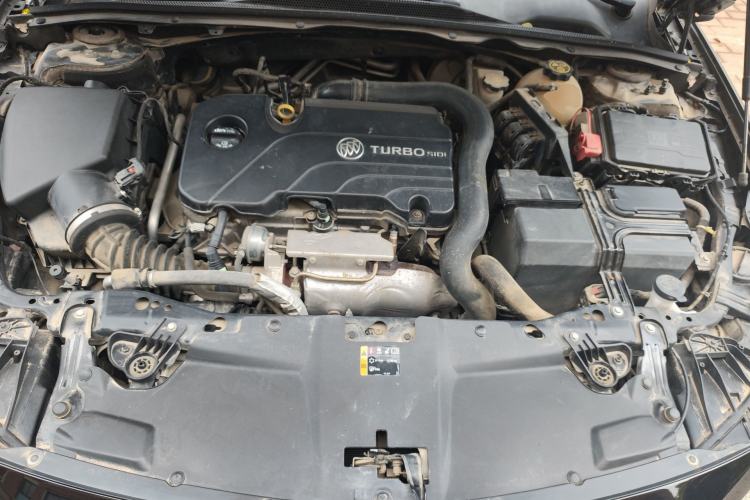 Used Buick Regal 2019 20T Elite Version China V Standard Engine Bay